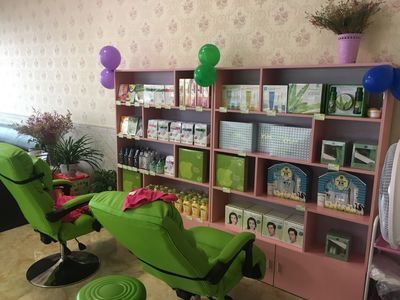 小資生活化妝品加盟店 體驗式營銷與醫療服務融合，全面提升顧客服務質量